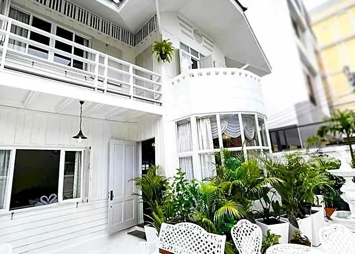 Hotel Rq Timeless Dinsor Cultural Heritage House Bangkok