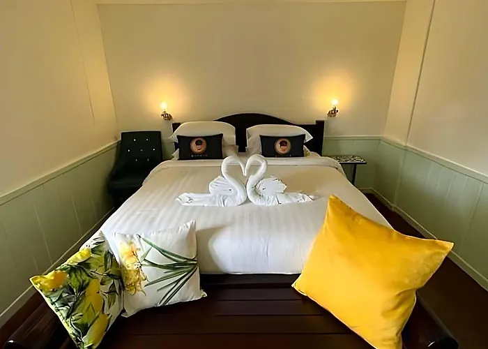 Hotel Rq Timeless Dinsor Cultural Heritage House Bangkok