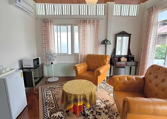 Rq Timeless Dinsor Cultural Heritage House Hotel
